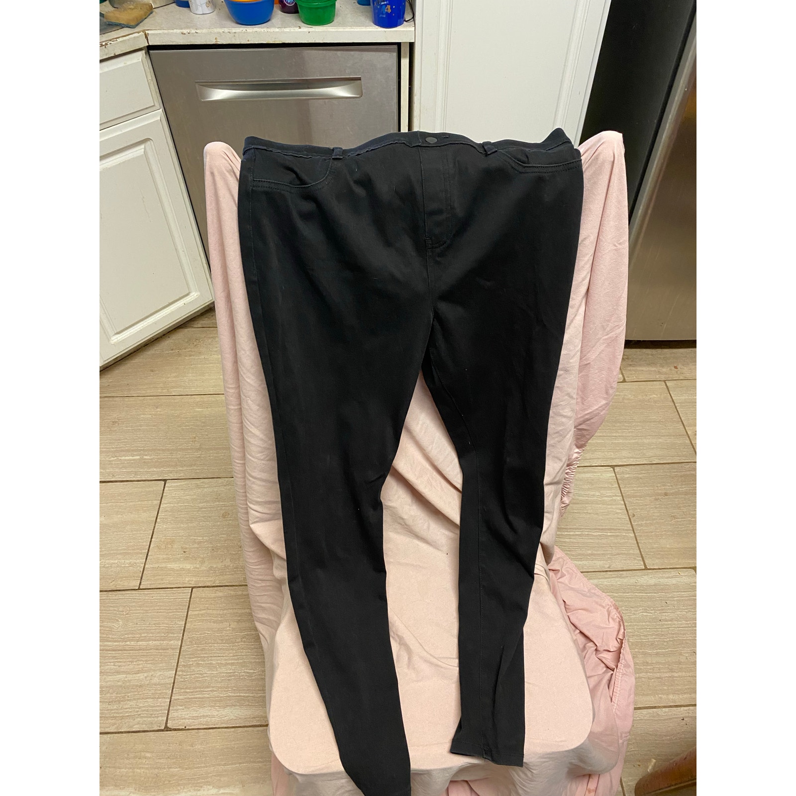 Women’s Black Time And Tru Stretching Jeans Size L